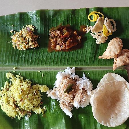 Mamatha Guest Inn Hampi Bagian luar foto