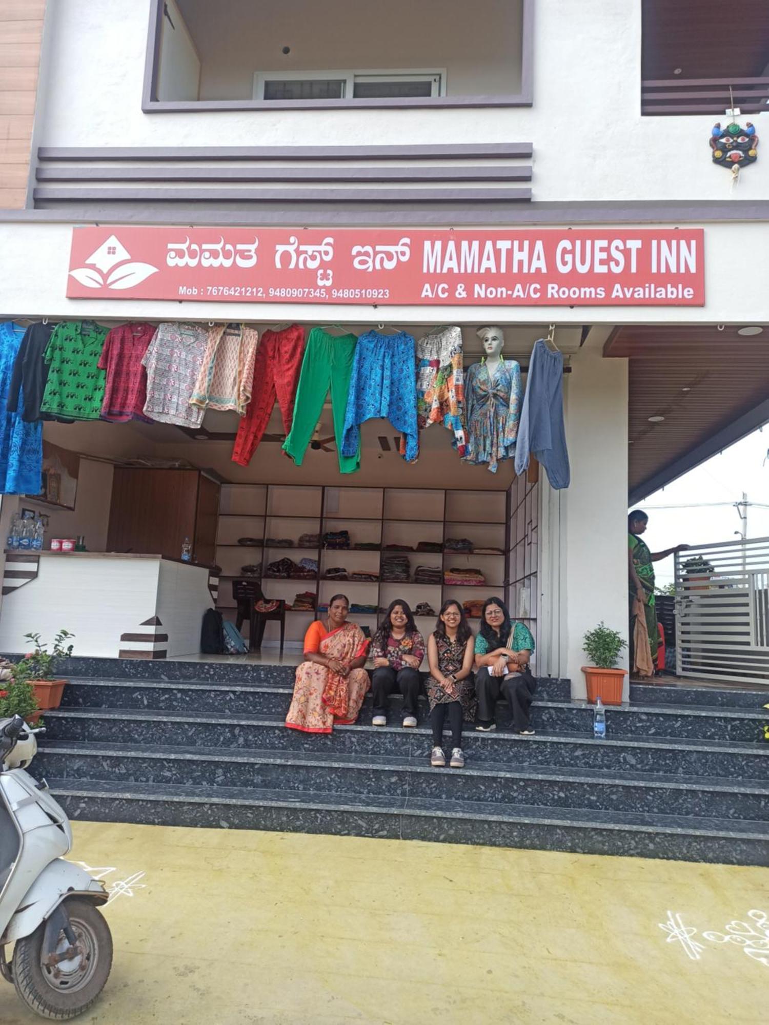 Mamatha Guest Inn Hampi Bagian luar foto
