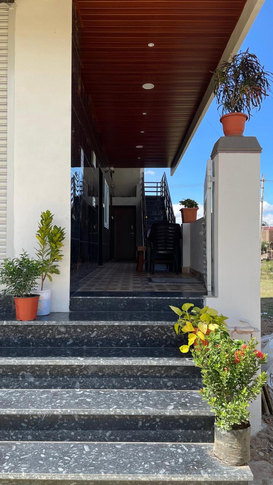 Mamatha Guest Inn Hampi Bagian luar foto