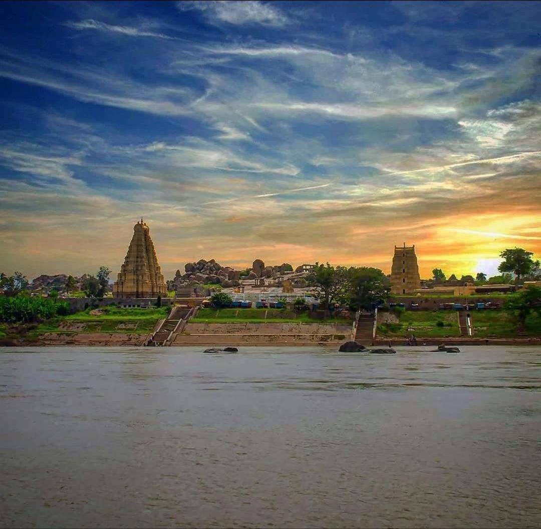 Mamatha Guest Inn Hampi Bagian luar foto